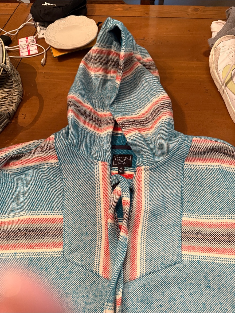 Dark Seas hooded pullover. Front pouch pocket. Never worn.